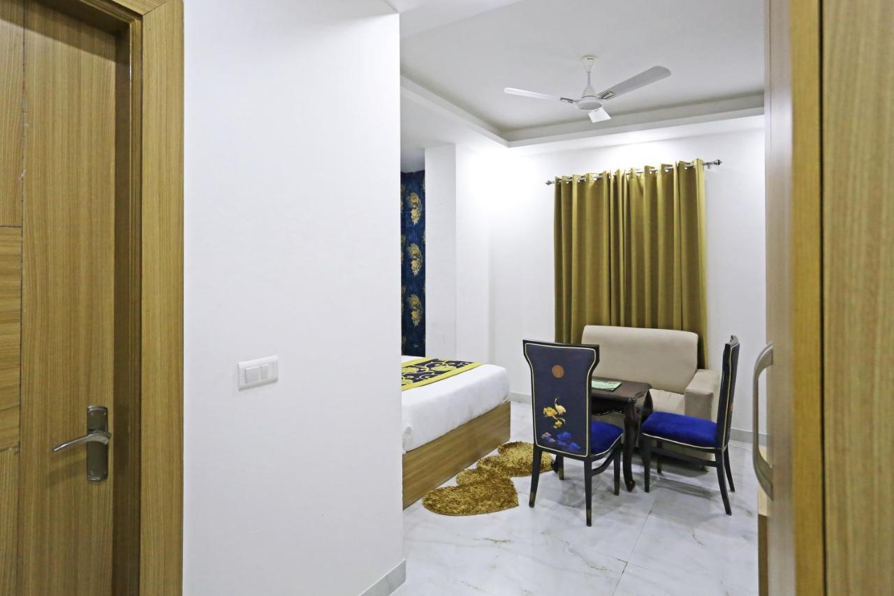 Hotel Decent Suites - Delhi Airport Nueva Delhi Exterior foto