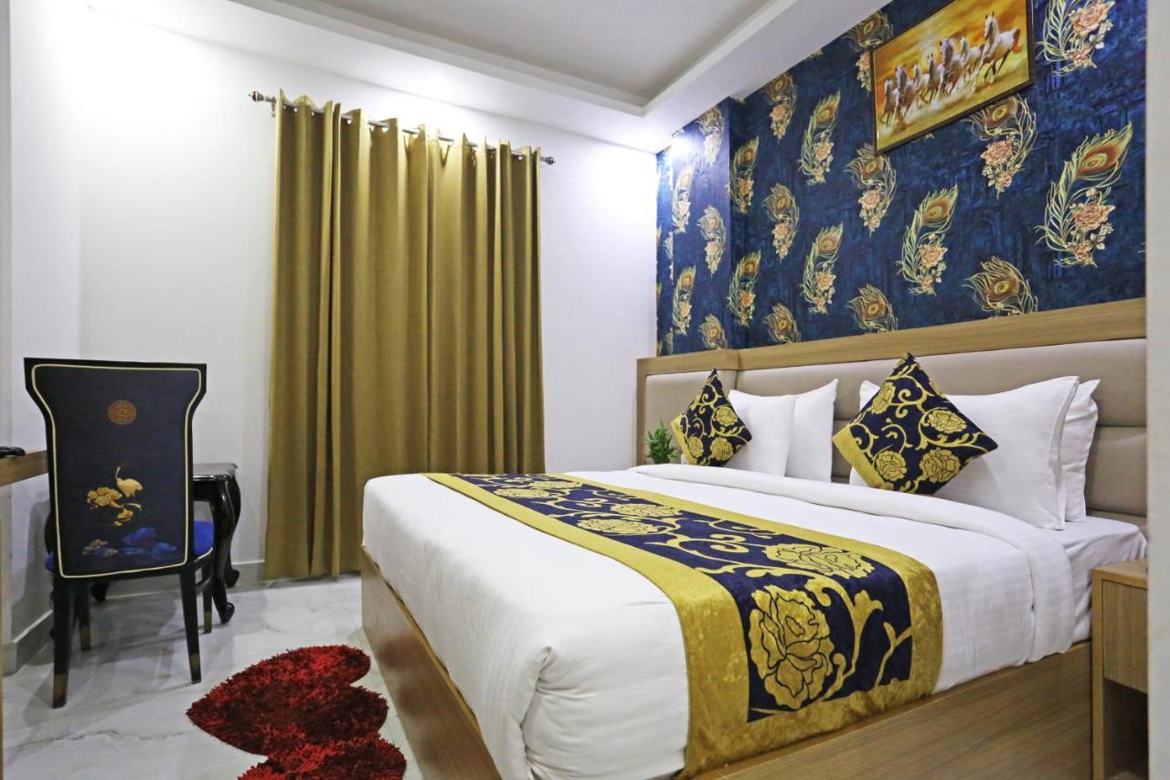 Hotel Decent Suites - Delhi Airport Nueva Delhi Exterior foto